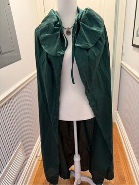 Disney Hocus Pocus Winifred Sanderson Cape